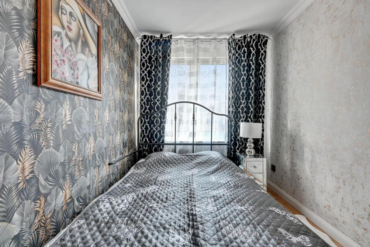 Dom & House - Apartments Old Town Podwale Staromiejskie グダニスク エクステリア 写真